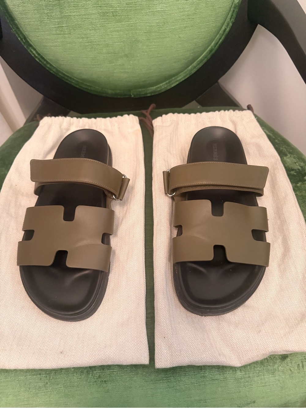 Hermès Chypre Leather Sandals - Picture 3 of 7